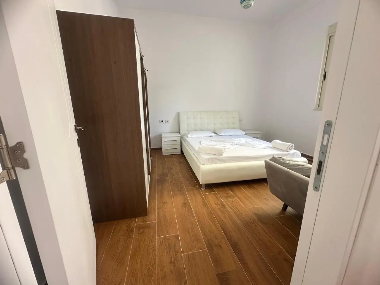 Golem Apartment 