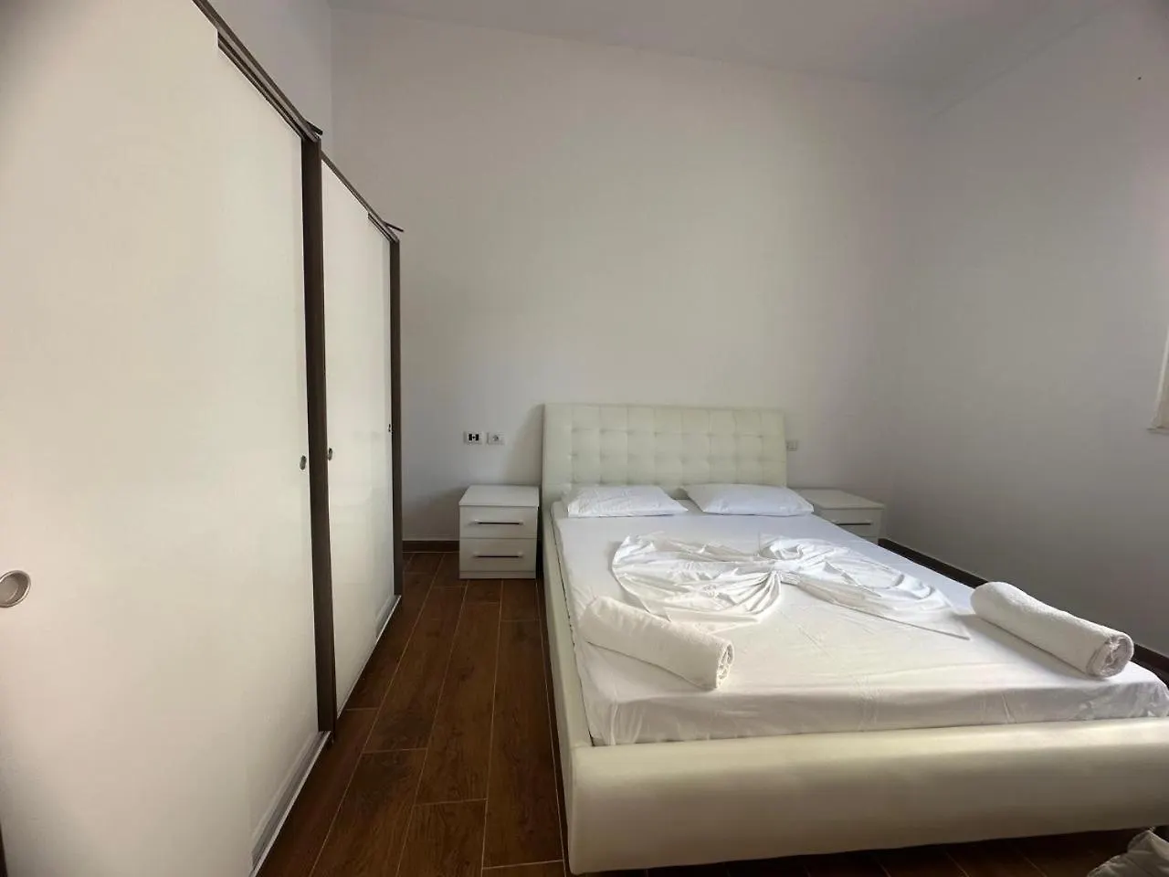 Golem Apartment 