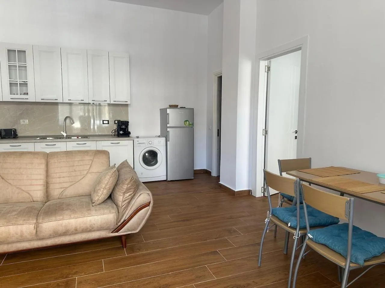Golem Apartment 